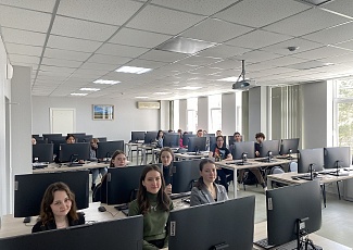 Компания «Гарант» в городе Иркутск провела серию интерактивных вебинаров в игровом формате «Морской бой» для студентов Иркутского государственного университета.